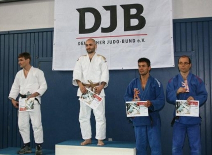 1. Murat Khajouev, SV Halle img