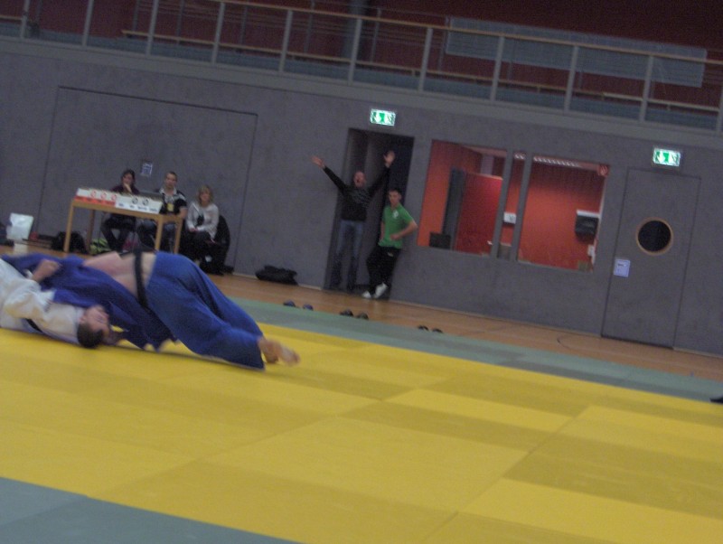 Waza-ari für Kata-guruma von Michael Möbius. img